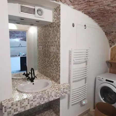Apartamento Studio Bastia, 1 Piece, 4 Personnes - Fr-1-650-5 *